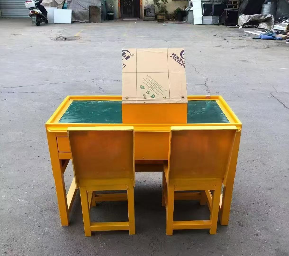 阿合奇防静电导通桌井下煤矿火工品发放桌：危险品流转的安全守护者